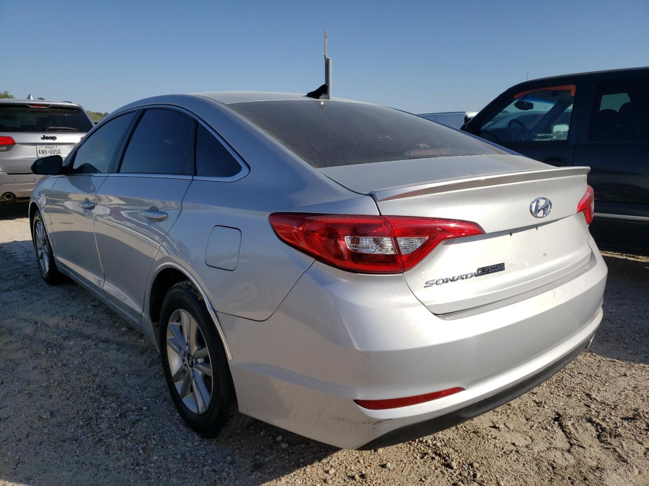 Photo 3 from auction – 2015 HYUNDAI SONATA SE with VIN 5NPE24AF4FH050440