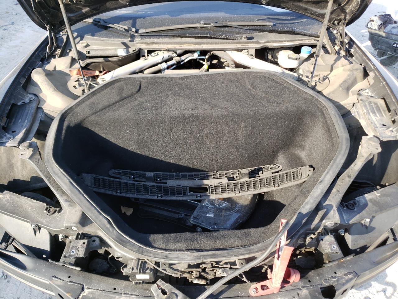 Photo 7 from auction – 2015 TESLA MODEL S P8 with VIN 5YJSA1S25FF096793