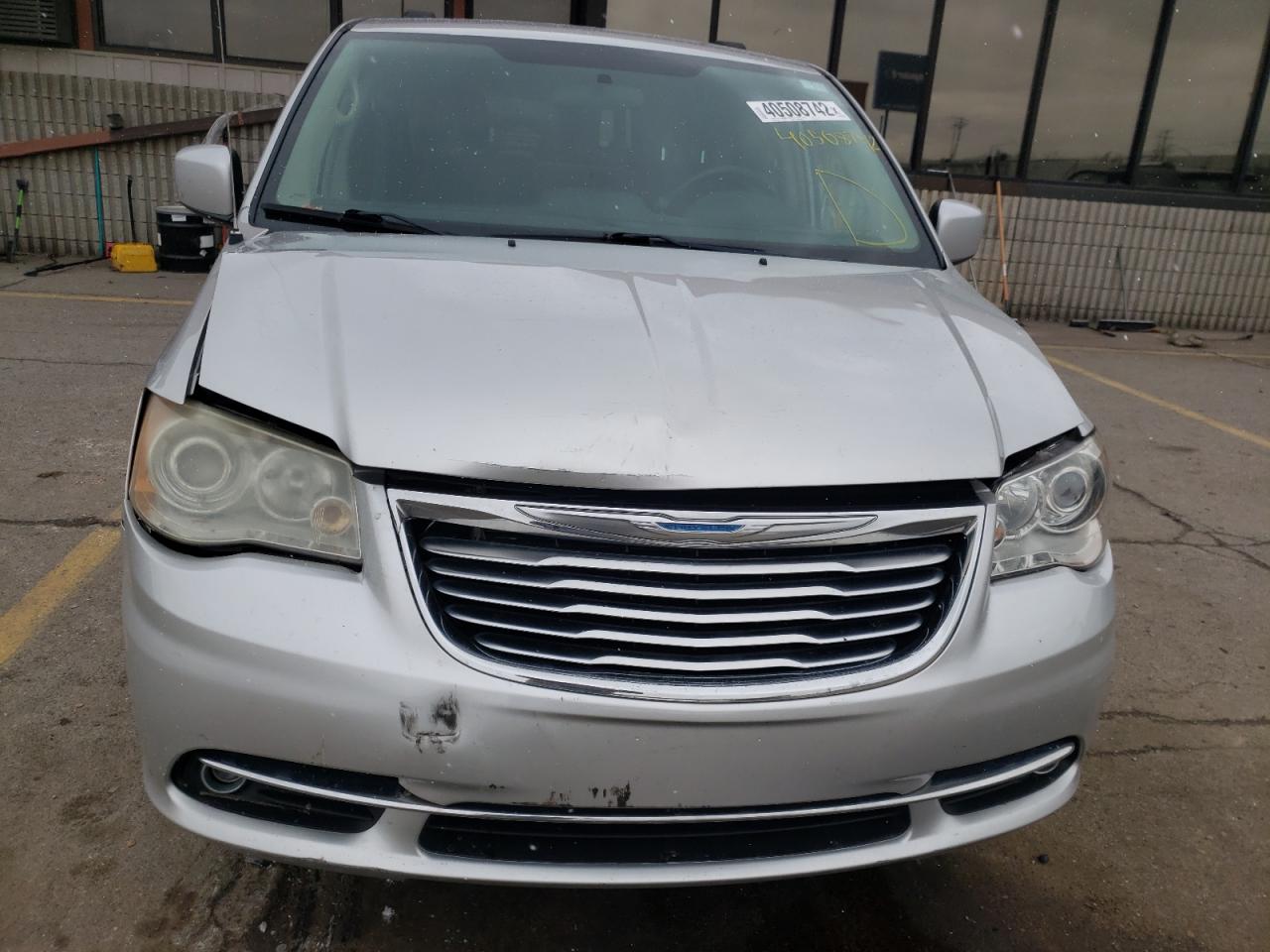 Photo 9 from auction – 2011 CHRYSLER TOWN & COU with VIN 2A4RR5DG4BR618541