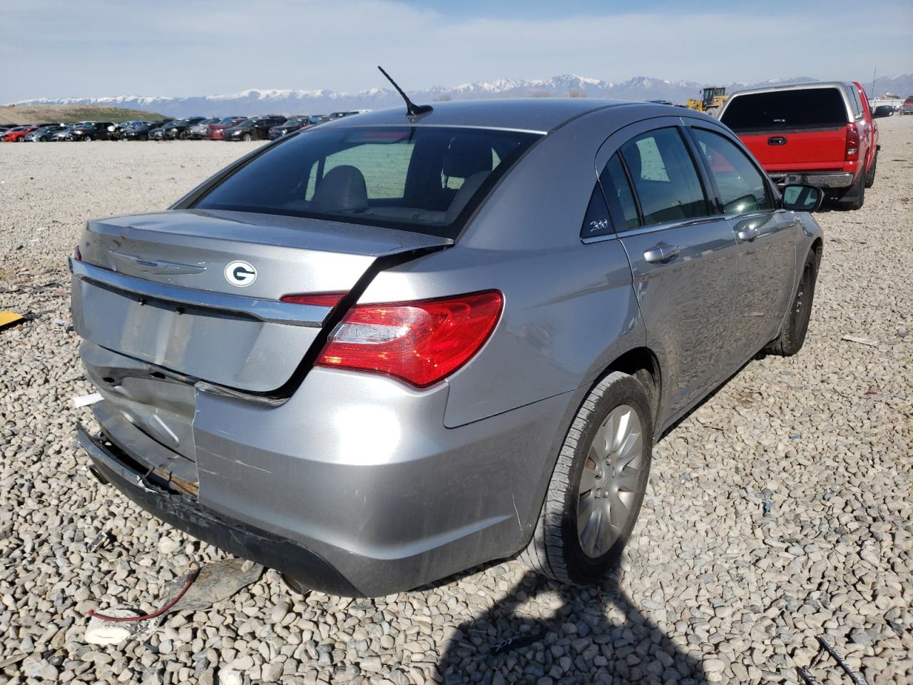 Photo 4 from auction – 2013 CHRYSLER 200 LX with VIN 1C3CCBAG8DN724303