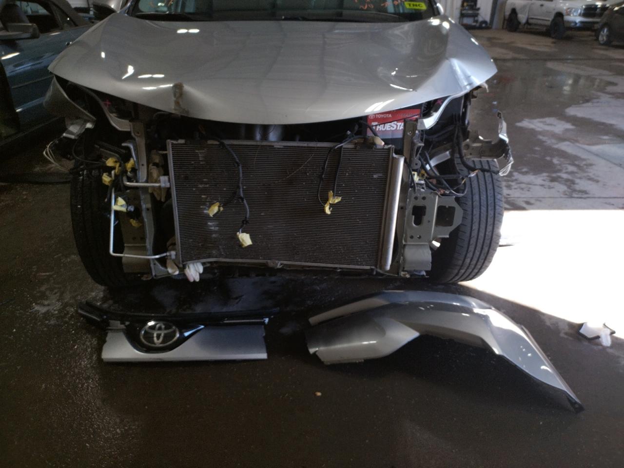 Photo 9 from auction – 2017 TOYOTA RAV4 XLE with VIN 2T3WFREV9HW331538