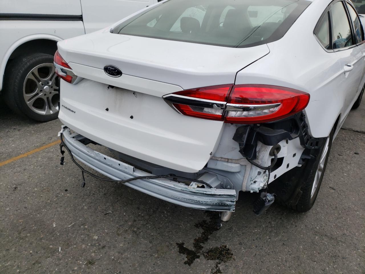 Photo 9 from auction – 2020 FORD FUSION SE with VIN 3FA6P0H74LR155779