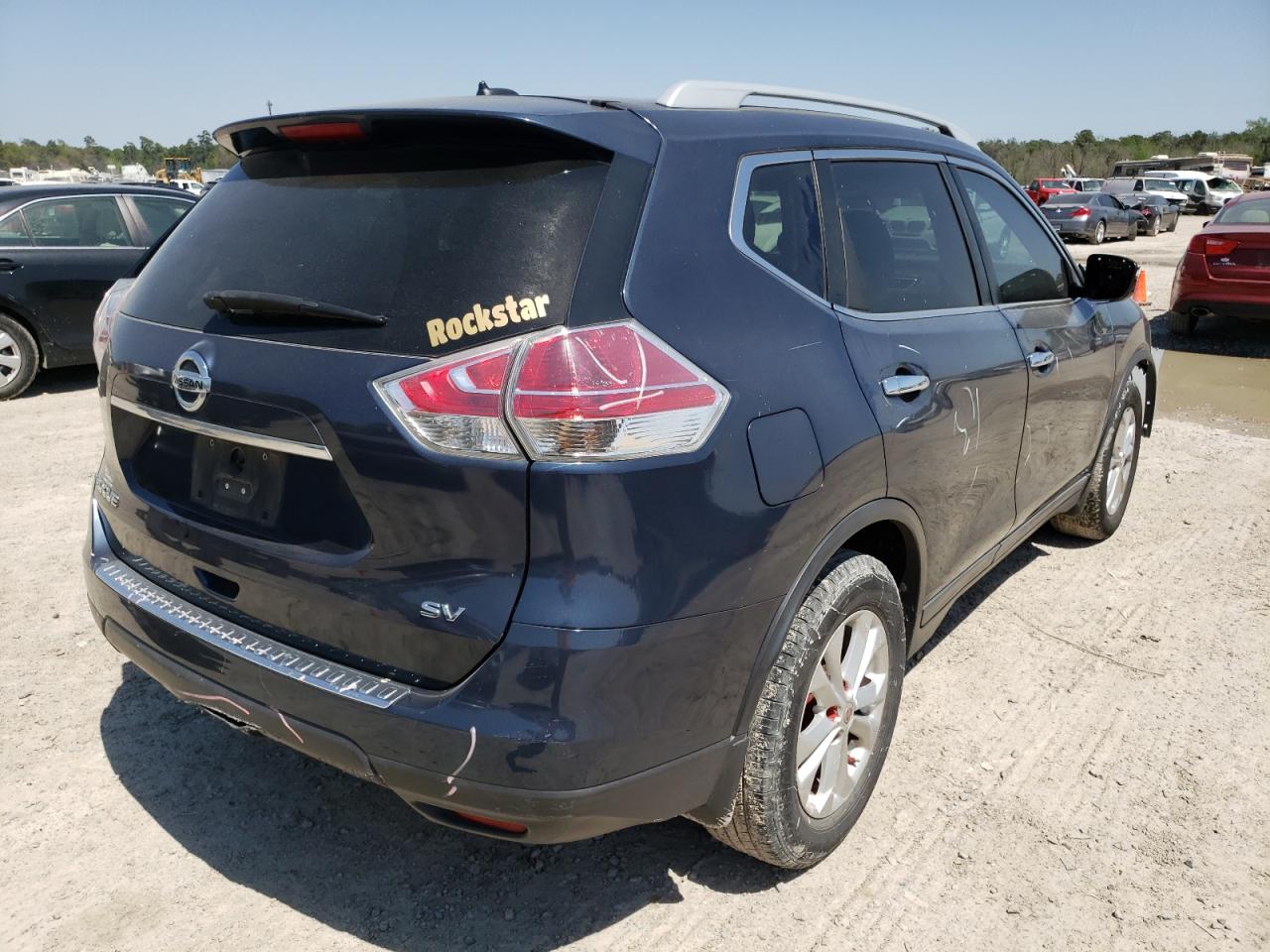 Photo 4 from auction – 2015 NISSAN ROGUE S with VIN 5N1AT2MT9FC785553