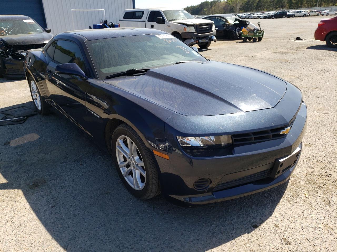 CHEVROLET CAMARO LS 2015 with VIN 2G1FB1E31F9267104 - Photo from auction