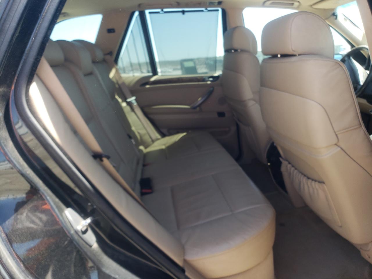 Photo 6 from auction – 2005 BMW X5 3.0I with VIN 5UXFA13505LU46822