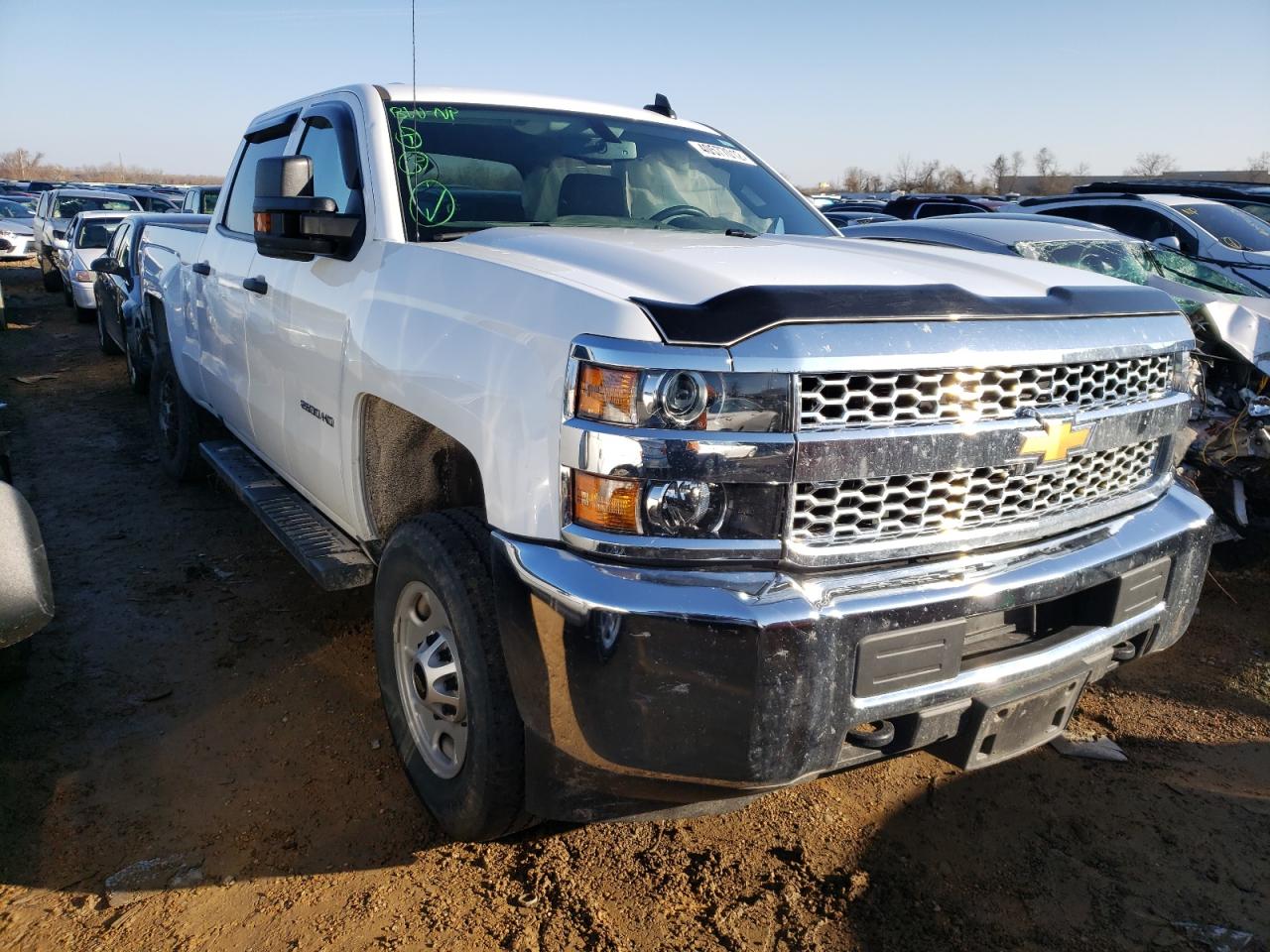 CHEVROLET SILVERADO 2019 with VIN 1GC1KREG9KF260230 - Photo from auction