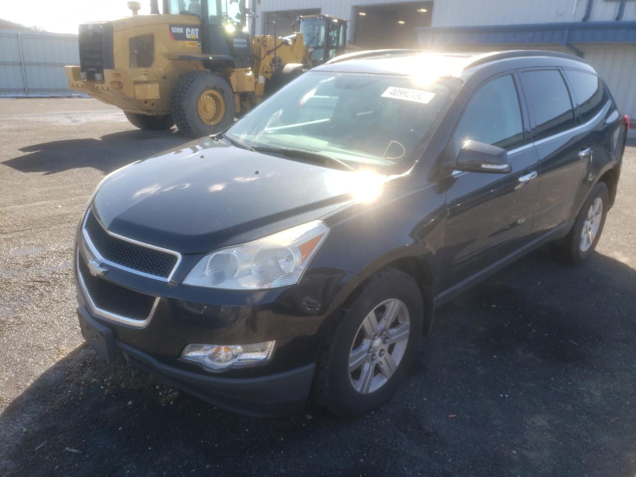 Photo 2 from auction – 2010 CHEVROLET TRAVERSE with VIN 1GNLRFED7AJ260741