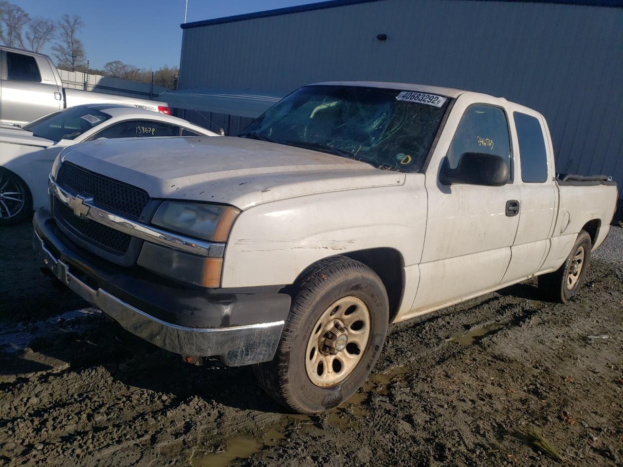 Photo 2 from auction – 2005 CHEVROLET SILVERADO with VIN 2GCEC19T951238909