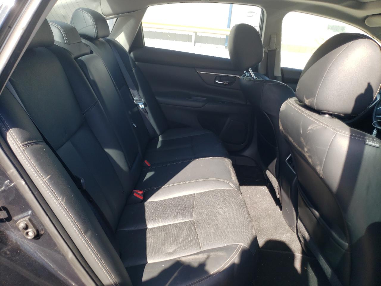 Photo 6 from auction – 2016 NISSAN ALTIMA 2.5 with VIN 1N4AL3AP7GC168838