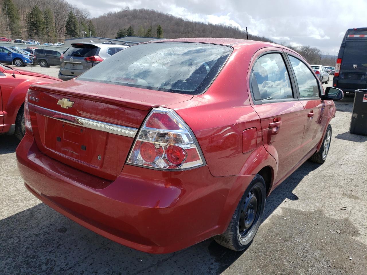 Photo 4 from auction – 2011 CHEVROLET AVEO LS with VIN KL1TD5DE5BB175492