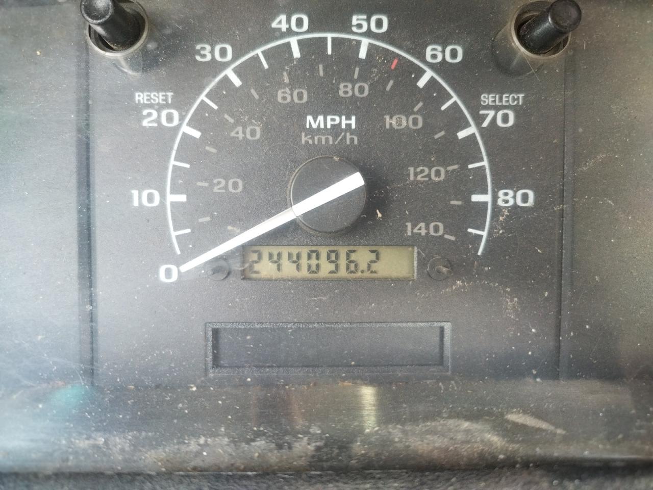 Photo 8 from auction – 1995 FORD F150 with VIN 1FTEF14N2SLA49394