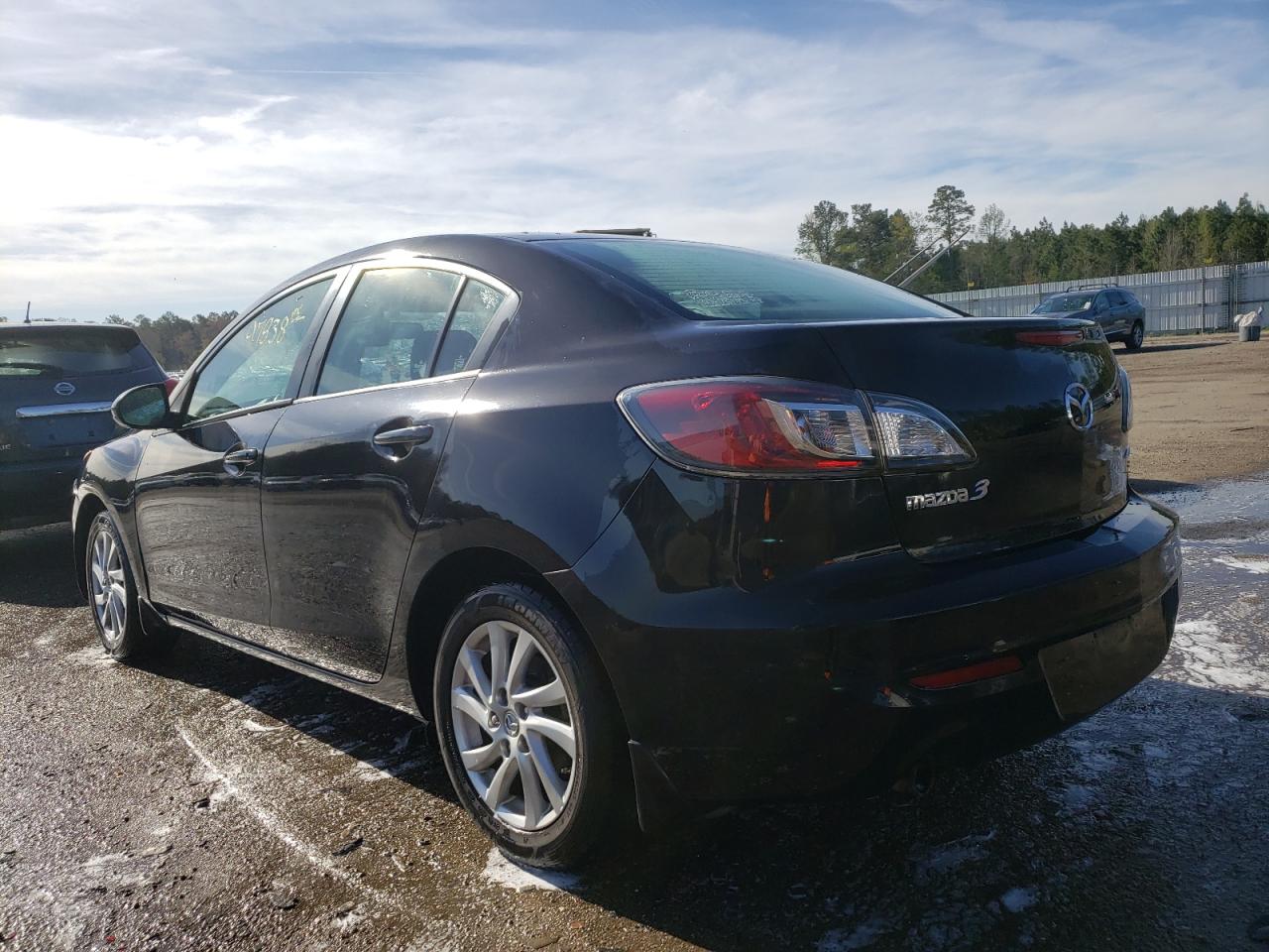 Photo 3 from auction – 2012 MAZDA 3 I with VIN JM1BL1V73C1694323