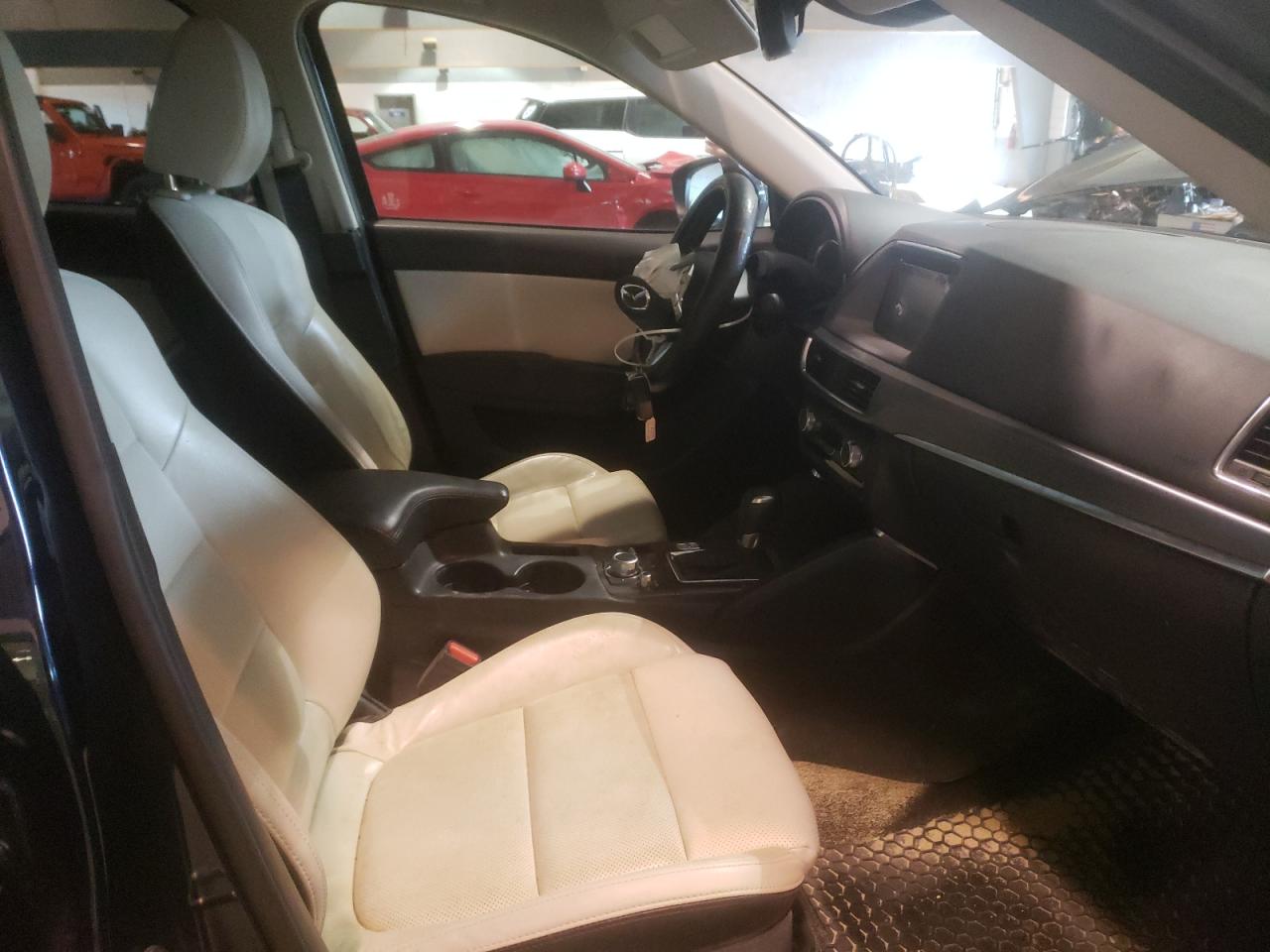 Photo 5 from auction – 2016 MAZDA CX-5 GT with VIN JM3KE2DY7G0859402