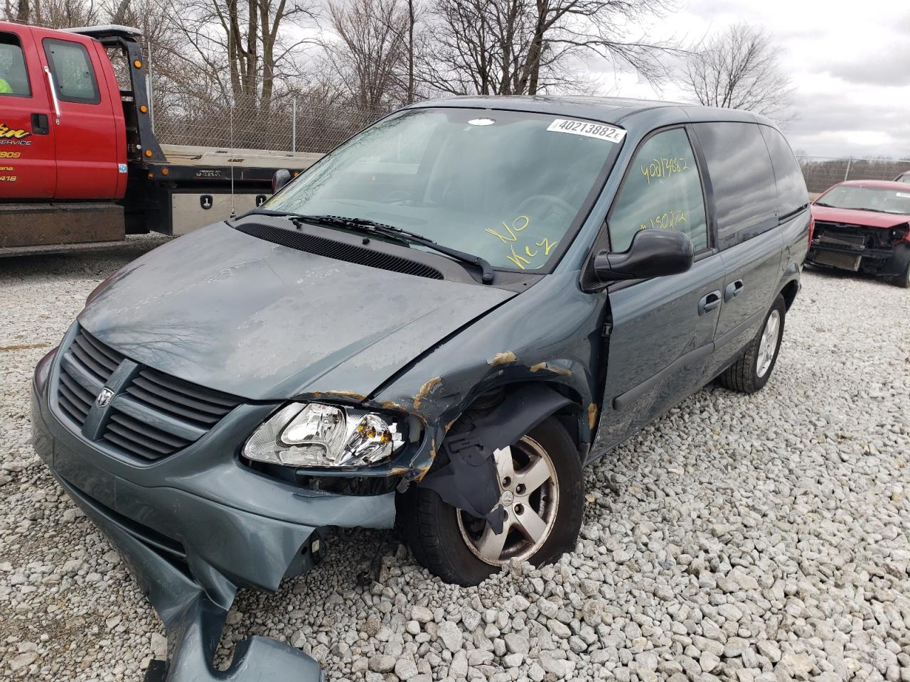 Photo 2 from auction – 2005 DODGE CARAVAN SX with VIN 1D4GP45R35B279841