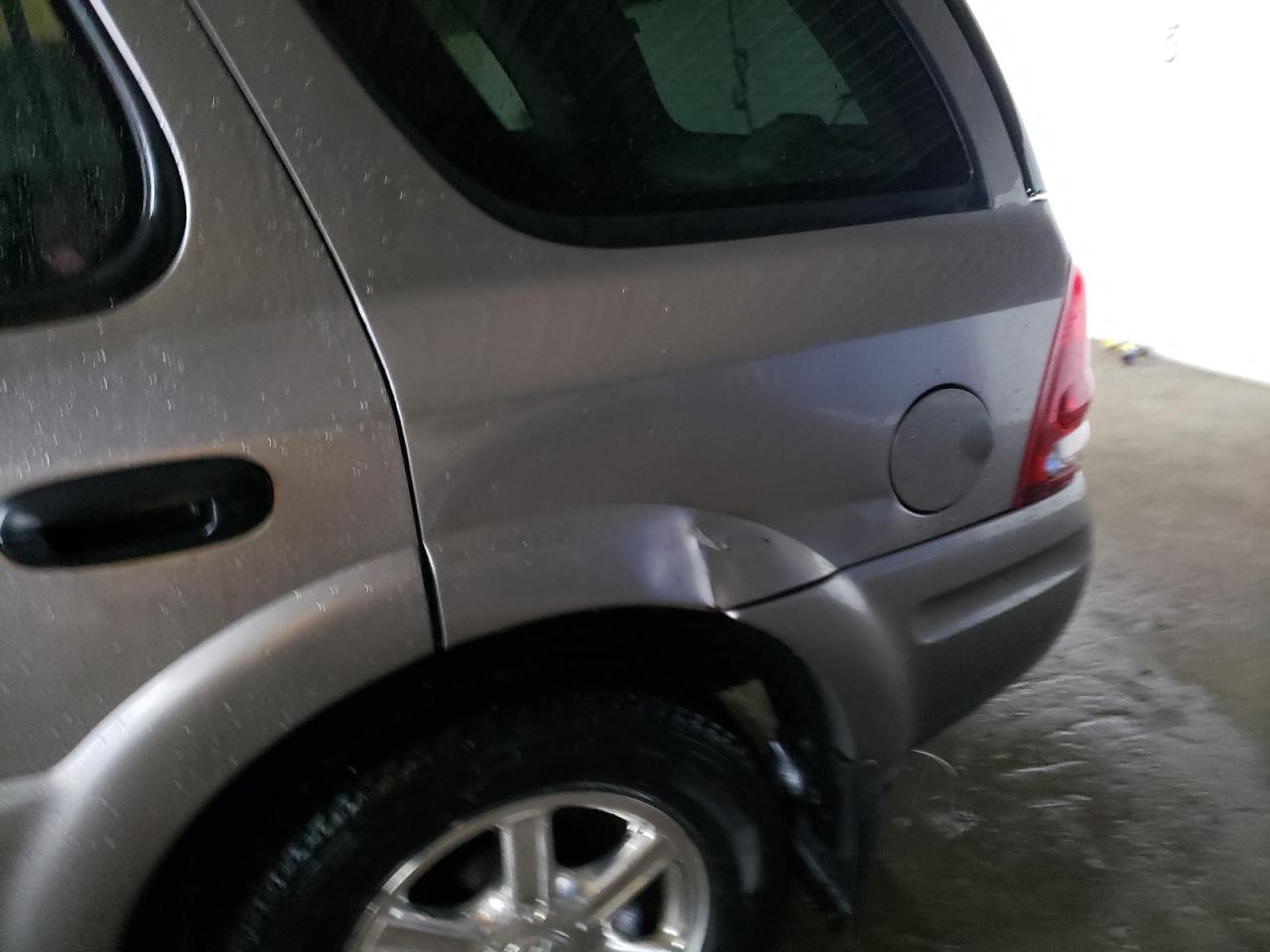 Photo 9 from auction – 2006 BUICK RAINIER CX with VIN 5GAET13M262279287