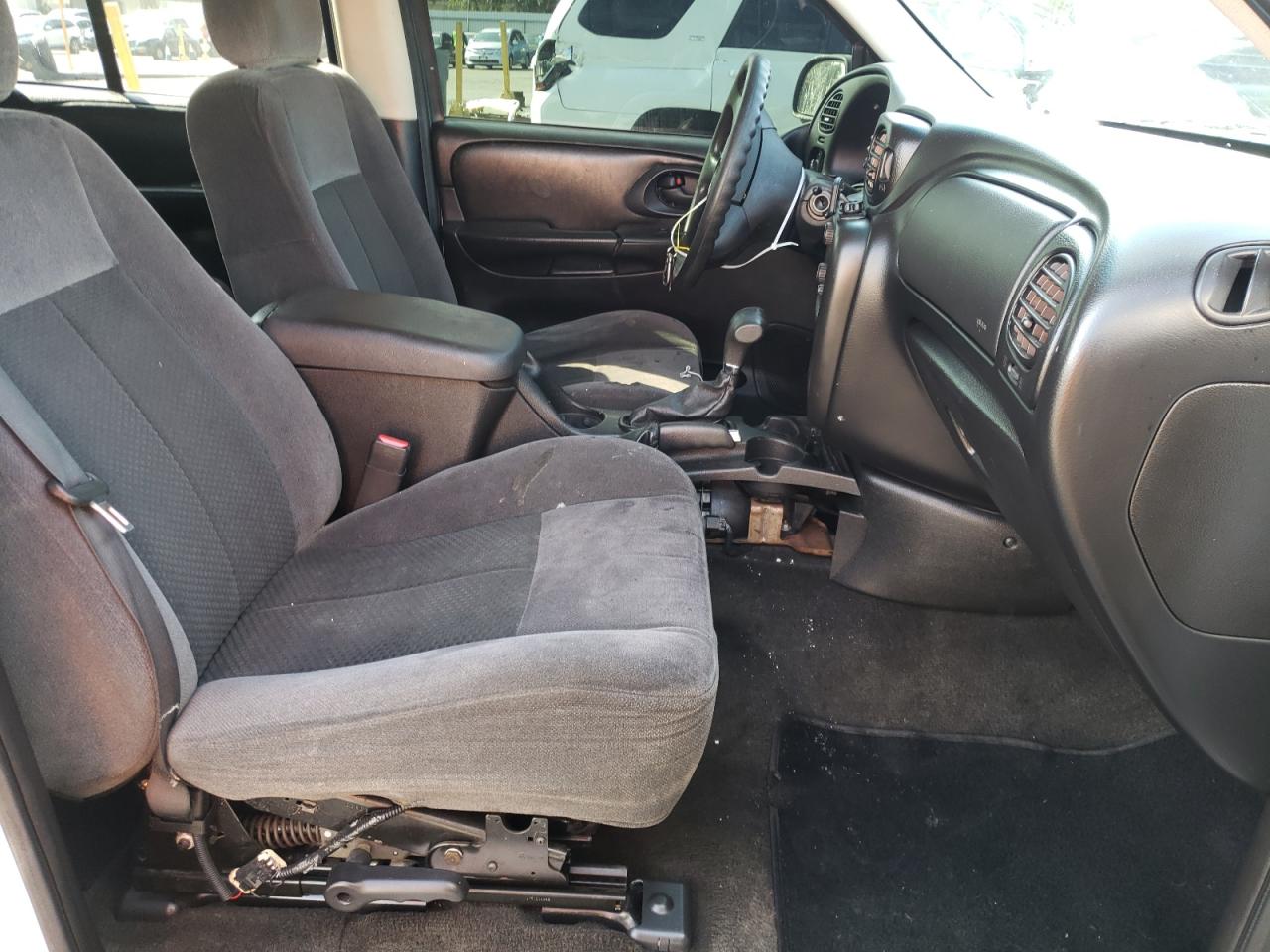 Photo 5 from auction – 2009 CHEVROLET TRAILBLAZE with VIN 1GNDS33S792110028