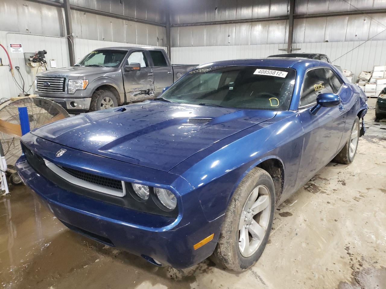 Photo 2 from auction – 2009 DODGE CHALLENGER with VIN 2B3LJ44V49H606516