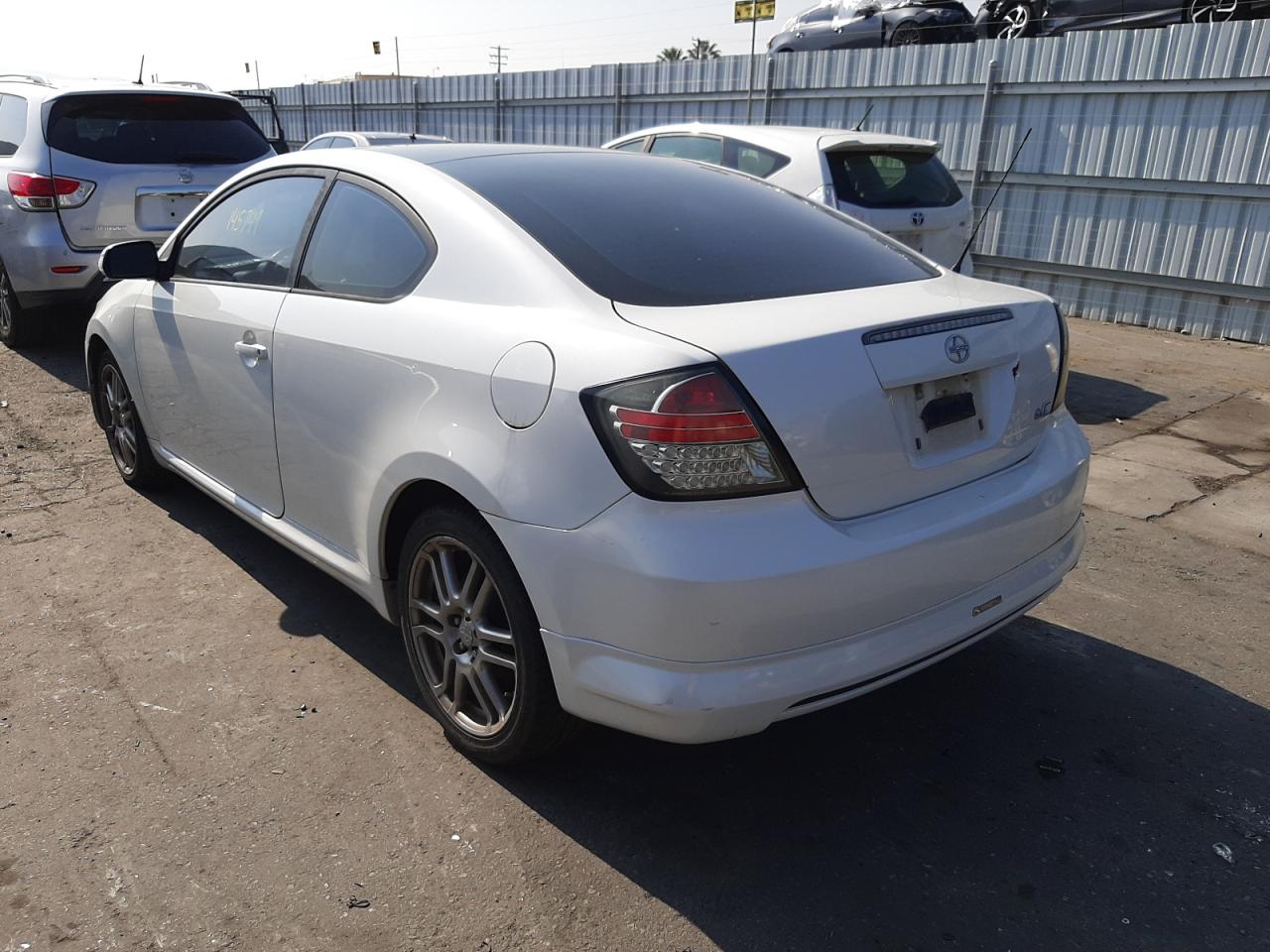 Photo 3 from auction – 2007 SCION TC with VIN JTKDE177470204296