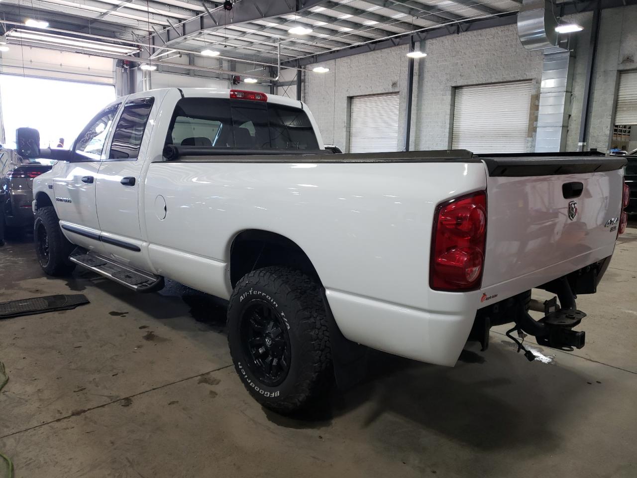 Photo 3 from auction – 2007 DODGE RAM 1500 S with VIN 1D3HU182X7J627965