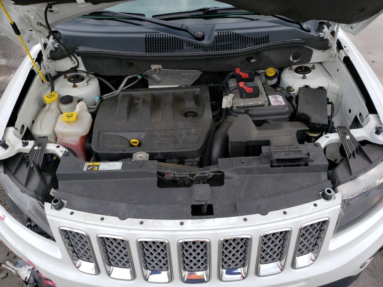 Photo 7 from auction – 2015 JEEP COMPASS LA with VIN 1C4NJDEB8FD117542