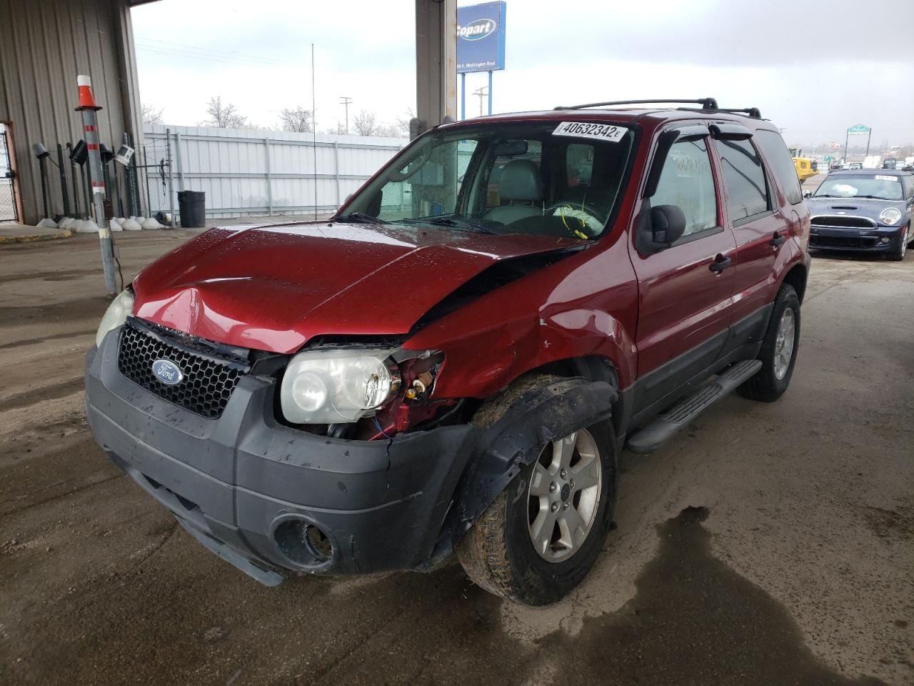 Photo 2 from auction – 2006 FORD ESCAPE XLT with VIN 1FMYU03166KA29555