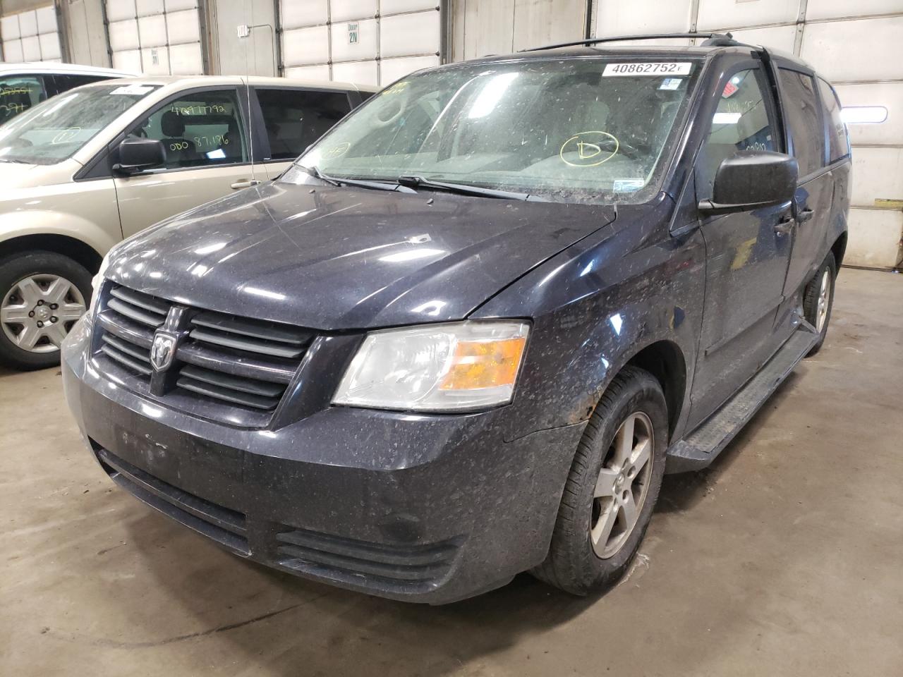 Photo 2 from auction – 2010 DODGE GRAND CARA with VIN 2D4RN3D17AR487186