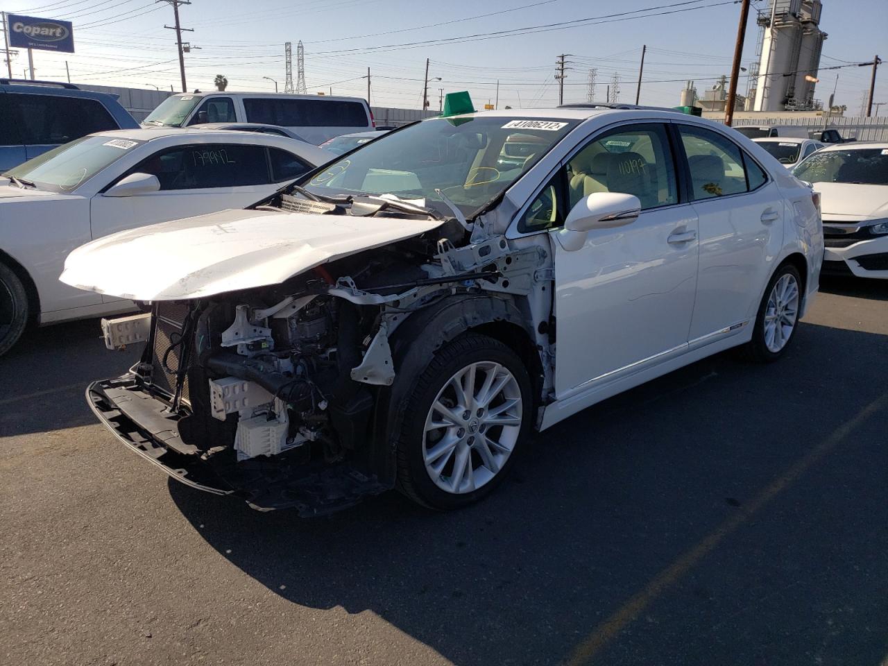 Photo 2 from auction – 2012 LEXUS HS 250H with VIN JTHBB1BA5C2051077