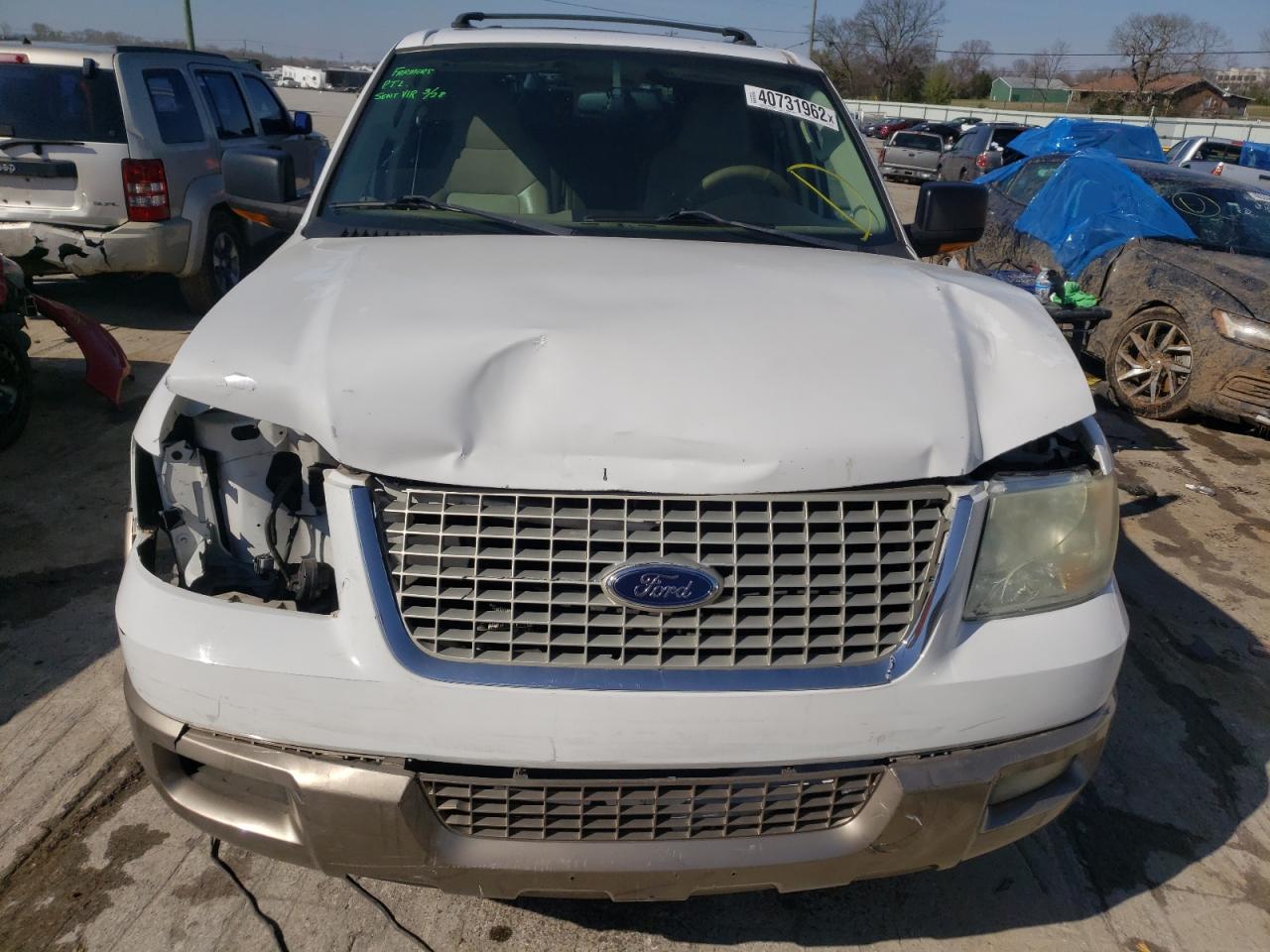 Photo 9 from auction – 2004 FORD EXPEDITION with VIN 1FMFU17L54LA74924