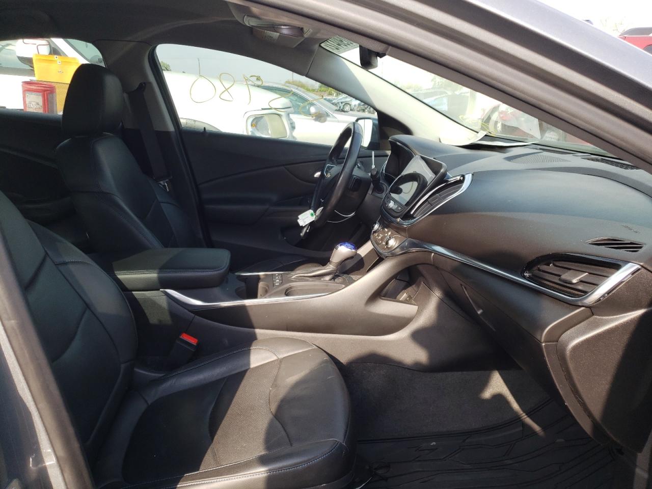 Photo 5 from auction – 2018 CHEVROLET VOLT PREMI with VIN 1G1RD6S55JU158103