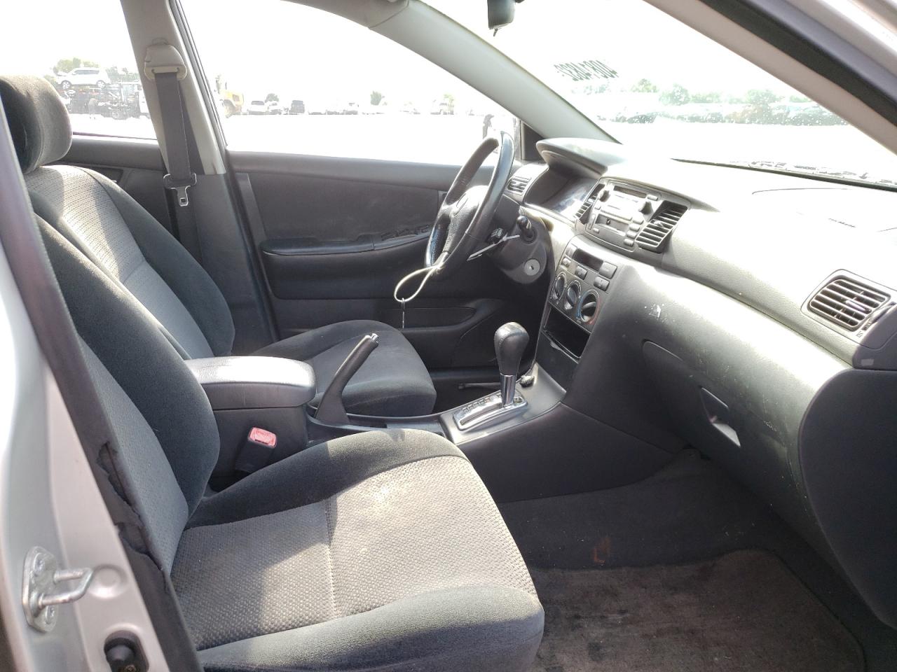 Photo 5 from auction – 2004 TOYOTA COROLLA CE with VIN 2T1BR38E34C314222