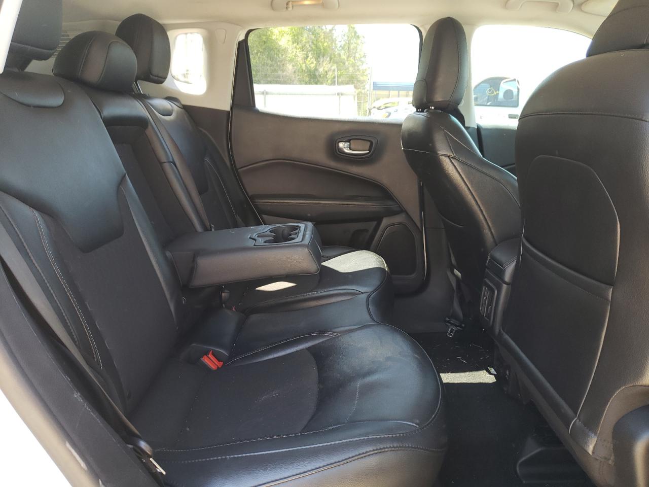 Photo 6 from auction – 2019 JEEP COMPASS LA with VIN 3C4NJCBB8KT832615