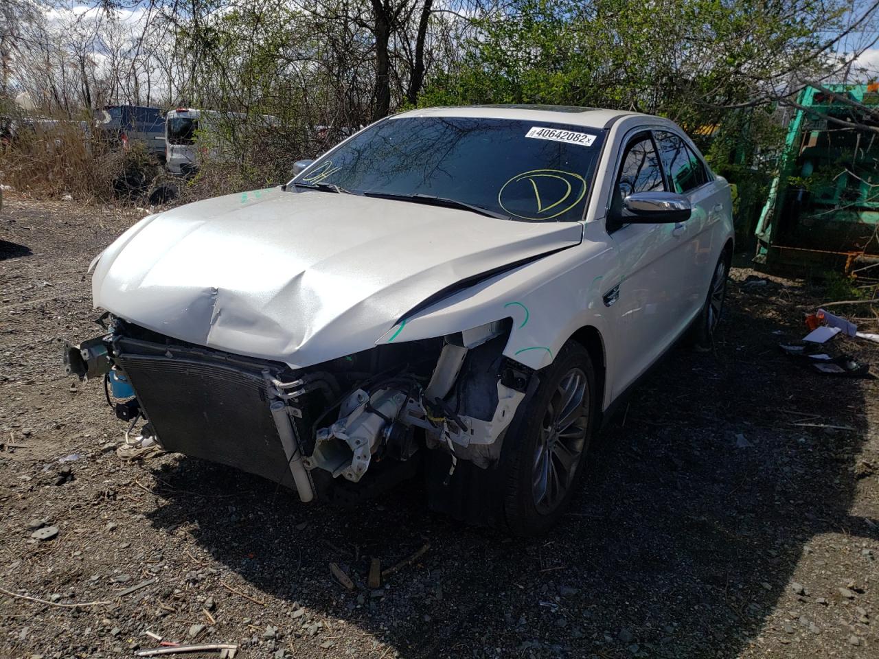 Photo 2 from auction – 2015 FORD TAURUS LIM with VIN 1FAHP2F83FG196089