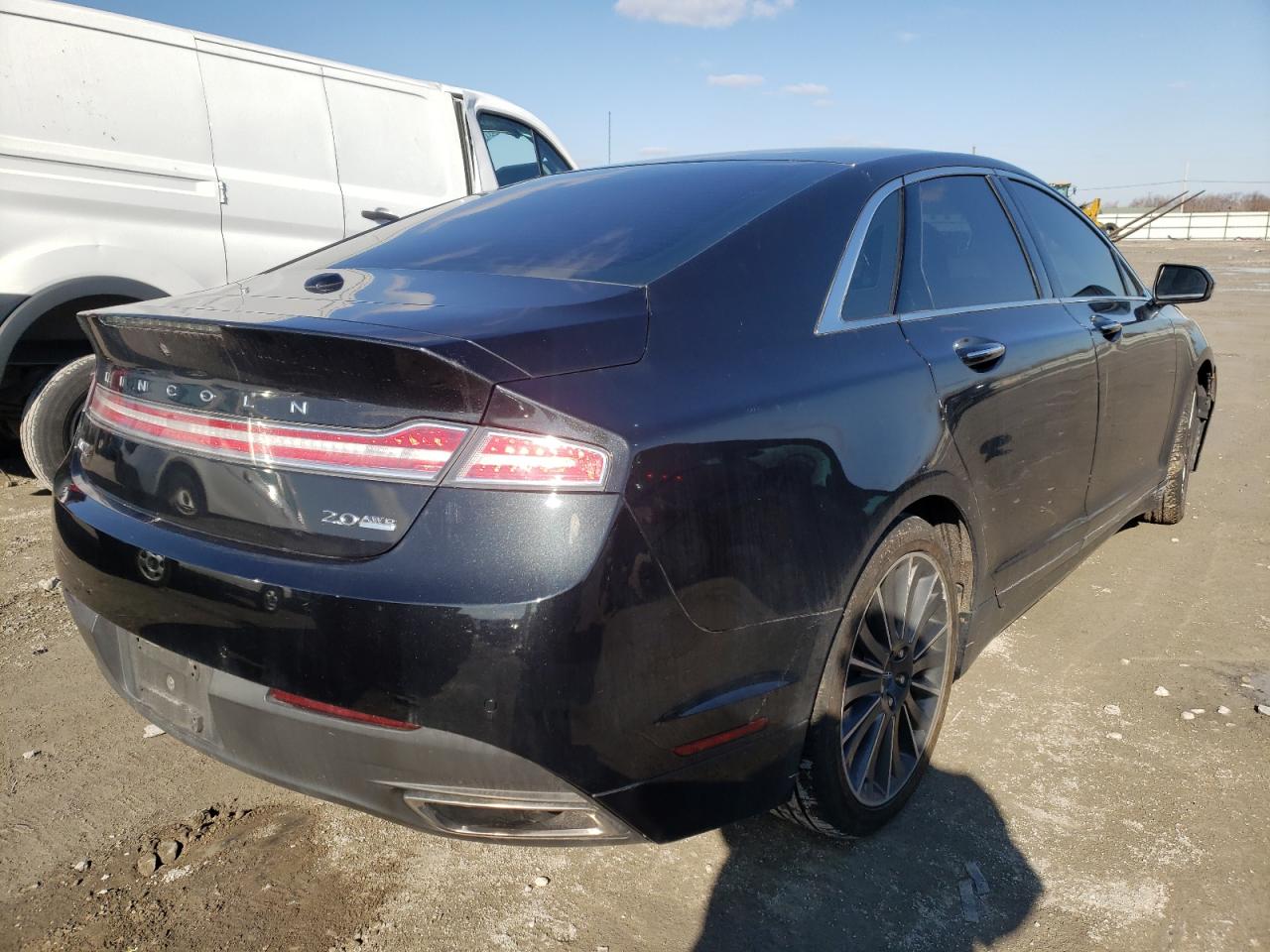 Photo 4 from auction – 2014 LINCOLN MKZ with VIN 3LN6L2J96ER827515