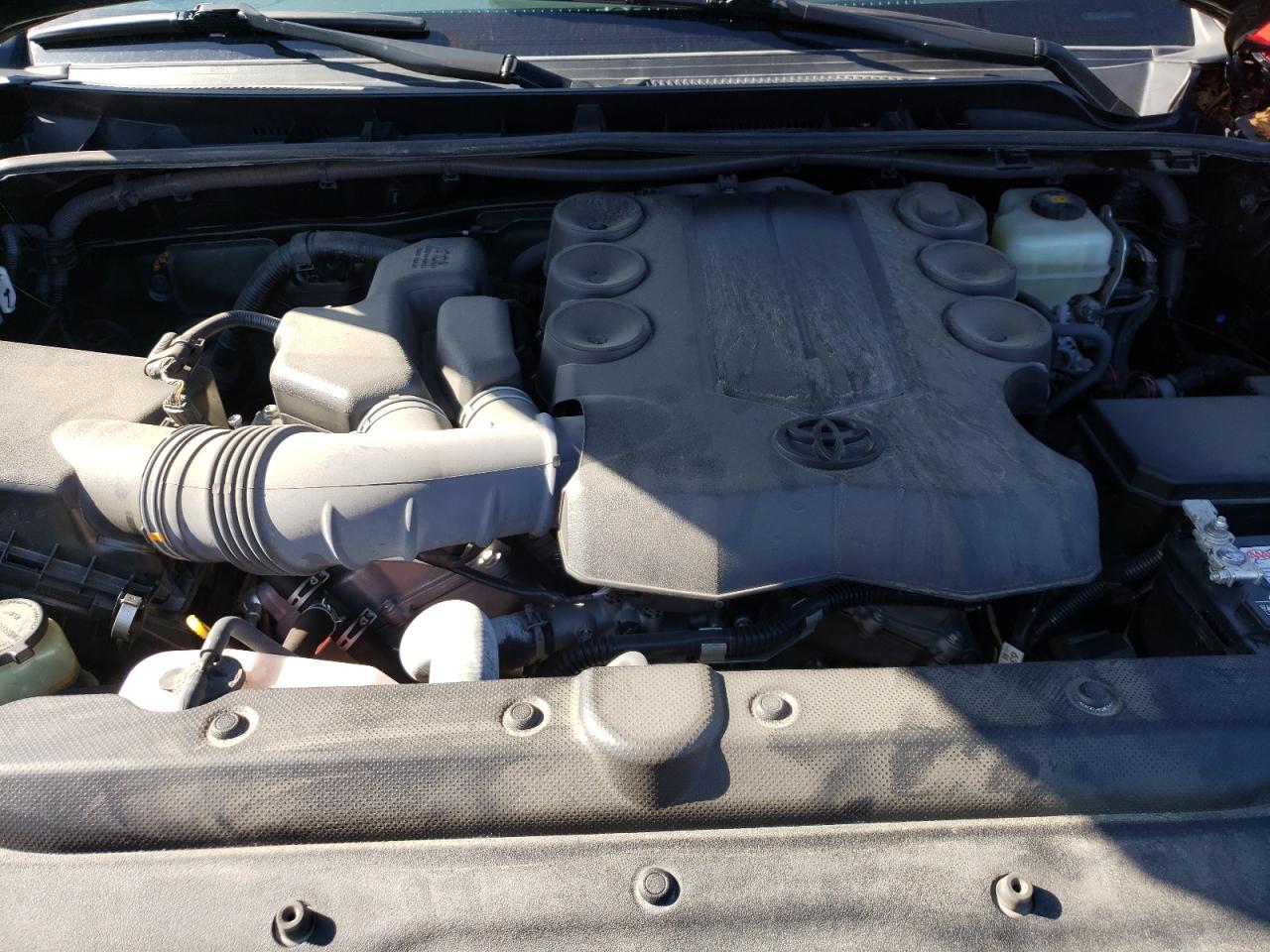 Photo 7 from auction – 2017 TOYOTA 4RUNNER SR with VIN JTEBU5JR4H5447688