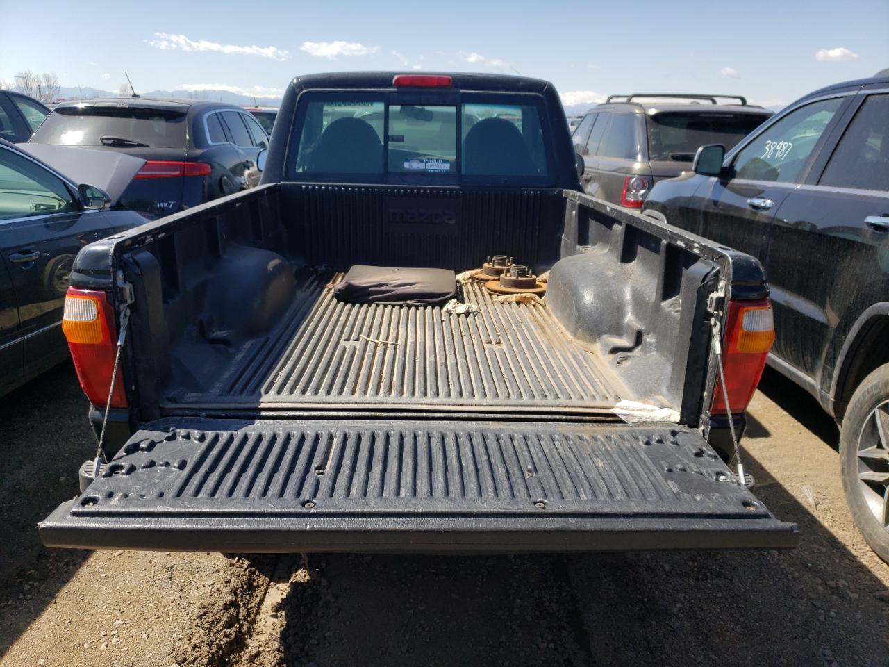 Photo 6 from auction – 2003 MAZDA B3000 with VIN 4F4YR12U13TM20570