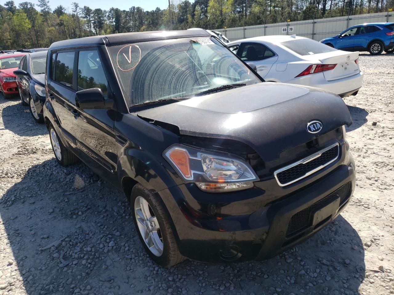 KIA SOUL + 2011 with VIN KNDJT2A27B7709154 - Photo from auction