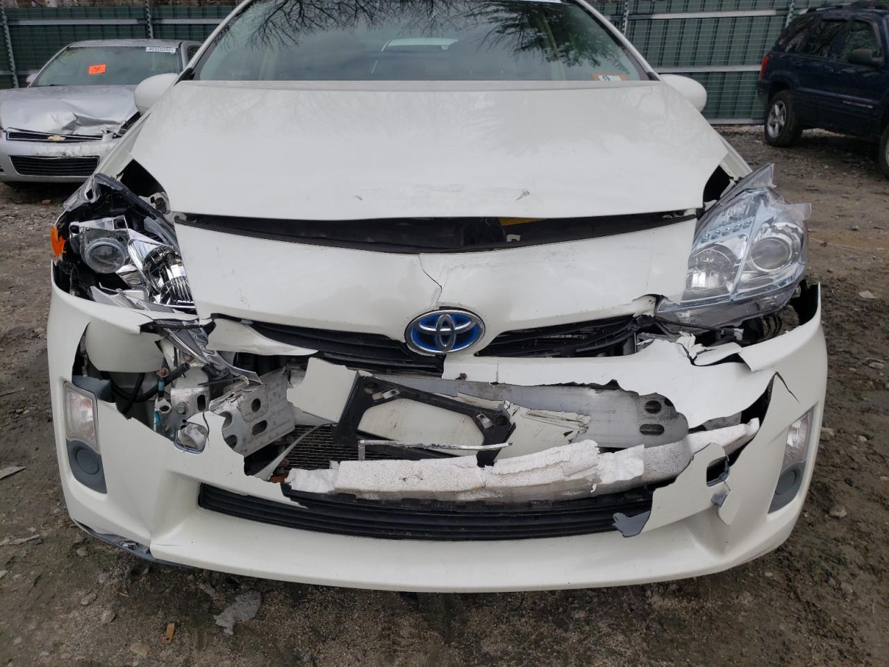 Photo 9 from auction – 2011 TOYOTA PRIUS with VIN JTDKN3DUXB5350234