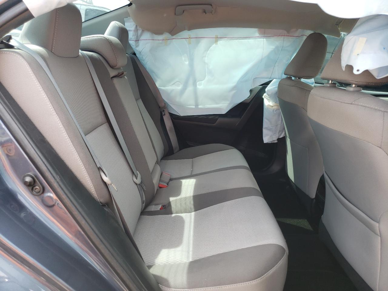 Zdjęcie 6 z aukcji – 2018 TOYOTA COROLLA L z VIN 5YFBURHEXJP818229