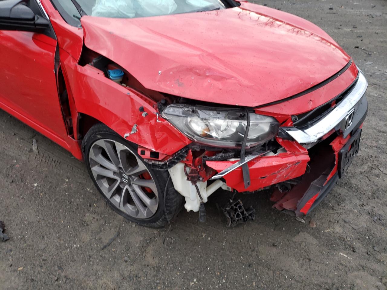 Photo 9 from auction – 2016 HONDA CIVIC LX with VIN 2HGFC2F54GH521410