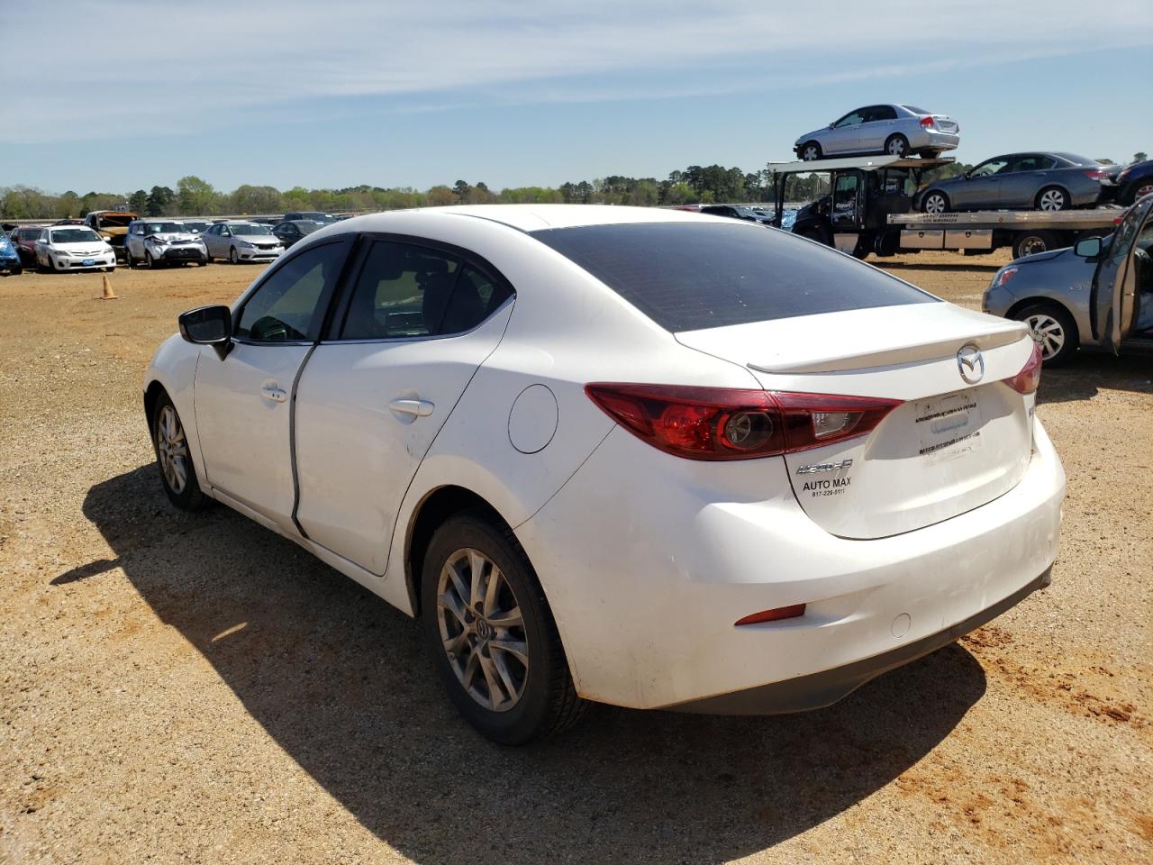 Photo 3 from auction – 2014 MAZDA 3 TOURING with VIN JM1BM1V72E1149293