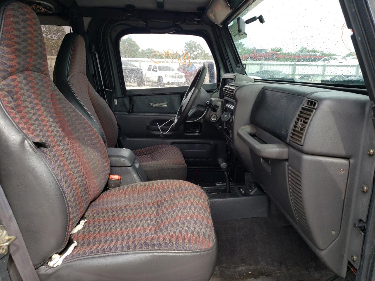 Photo 5 from auction – 1999 JEEP WRANGLER / with VIN 1J4FY19S6XP407622