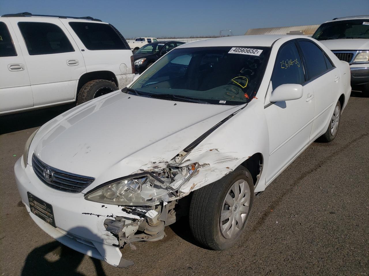 Photo 2 from auction – 2005 TOYOTA CAMRY LE with VIN 4T1BE30KX5U608570