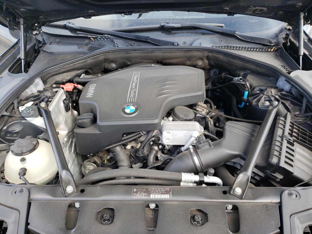 Photo 7 from auction – 2012 BMW 528 XI with VIN WBAXH5C51CDW05523