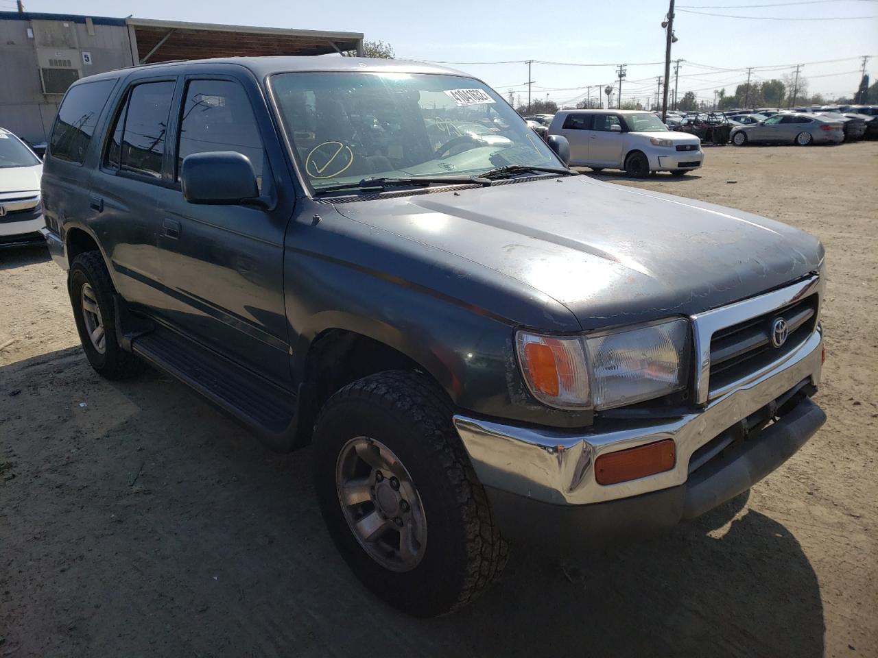 TOYOTA 4RUNNER SR 1997 with VIN JT3GN86R8V0030833 - Photo from auction