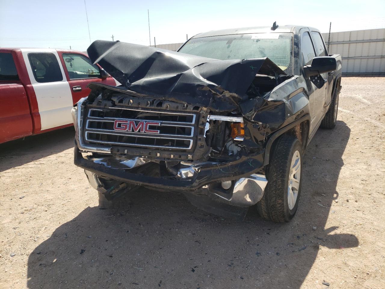 Photo 9 from auction – 2015 GMC SIERRA C15 with VIN 3GTP1UEC5FG256175