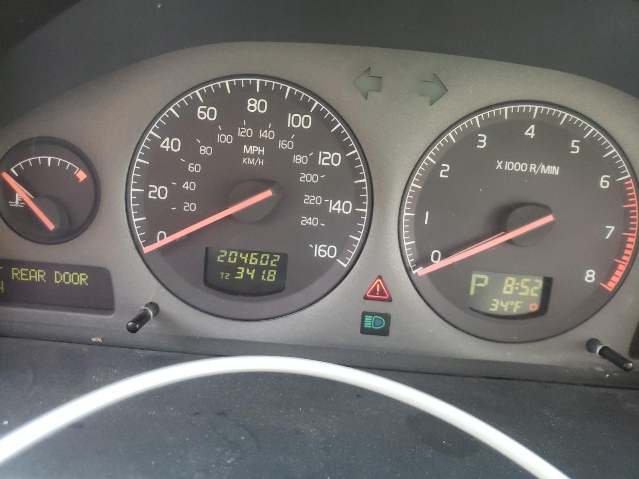 Photo 8 from auction – 2001 VOLVO V70 with VIN YV1SW61R112112393