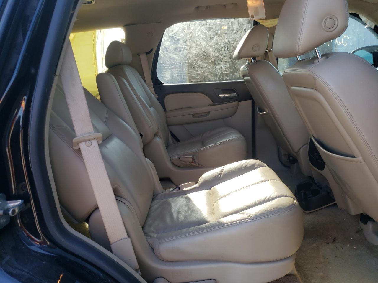 Photo 6 from auction – 2008 GMC YUKON DENA with VIN 1GKFK63868J111462
