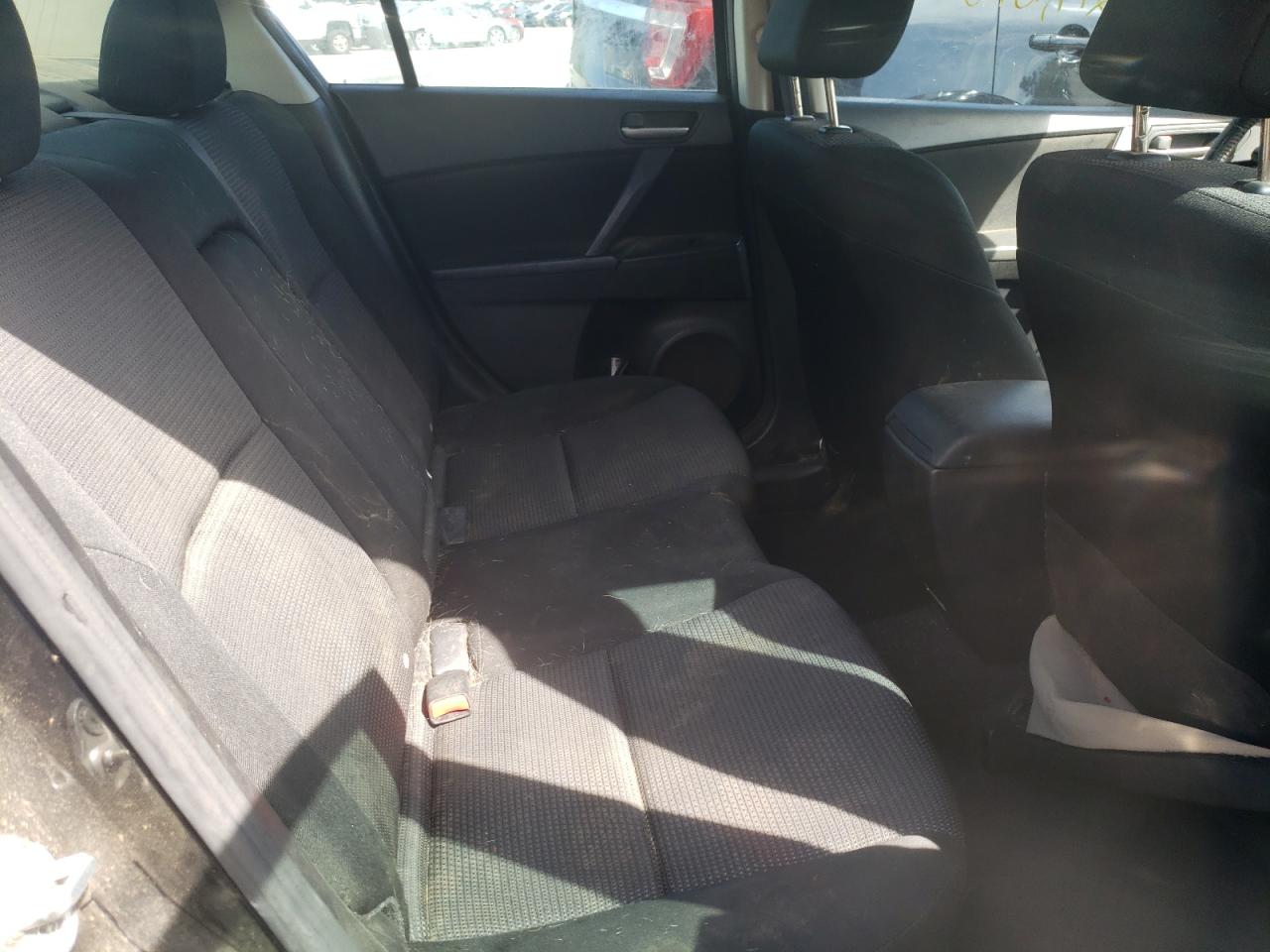 Photo 6 from auction – 2012 MAZDA 3 I with VIN JM1BL1V79C1690843