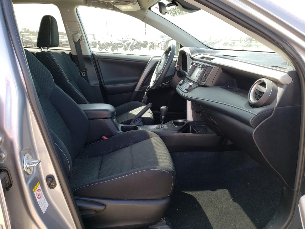 Photo 5 from auction – 2018 TOYOTA RAV4 ADVEN with VIN 2T3RFREV7JW697422