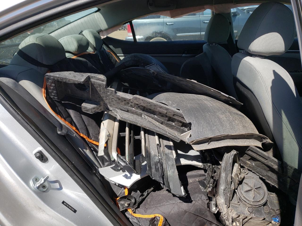 Photo 16 from auction – 2017 HYUNDAI ELANTRA SE with VIN 5NPD74LF4HH079451